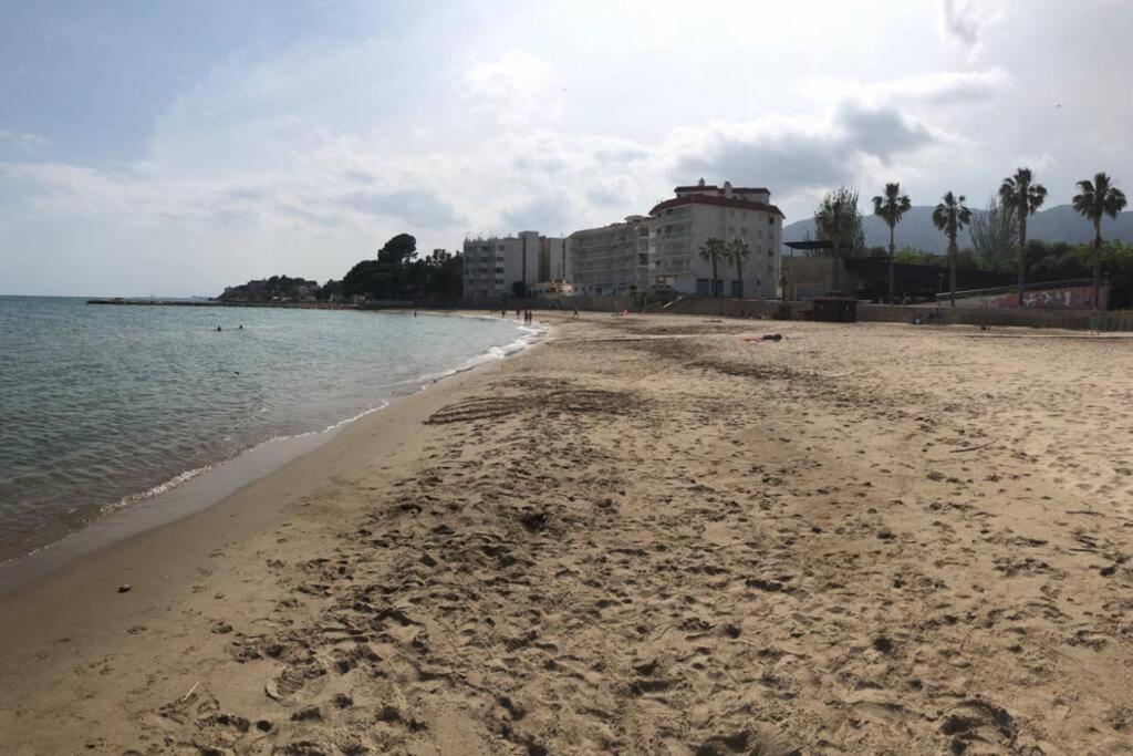 La Rapita - Apartamento De Dos Dormitorios Con Piscina Comunitaria อัลกานาร์ ภายนอก รูปภาพ